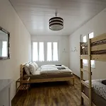 2 * Інтерлакен